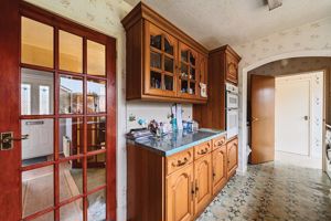 Photo 16- click for photo gallery